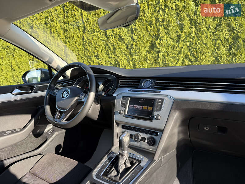 Универсал Volkswagen Passat 2016 в Стрые фото 36 Универсал Volkswagen Passat 2016 в Стрые