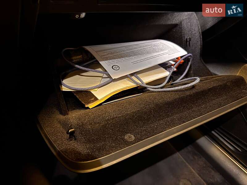 Универсал Volkswagen Passat 2018 в Киеве