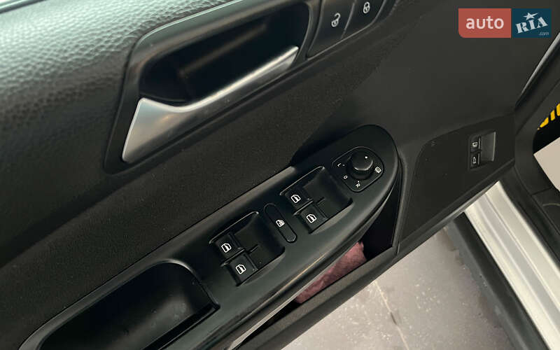 Универсал Volkswagen Passat 2010 в Шептицькому