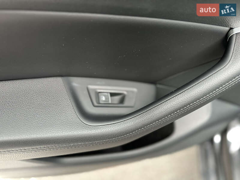 Седан Volkswagen Passat 2018 в Киеве