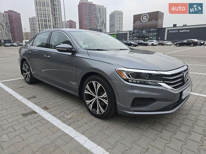 Седан Volkswagen Passat 2020 в Києві