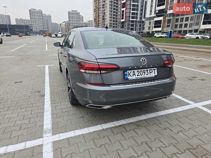 Седан Volkswagen Passat 2020 в Києві