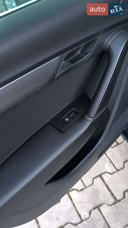 Универсал Volkswagen Passat 2011 в Черновцах фото 26 Универсал Volkswagen Passat 2011 в Черновцах