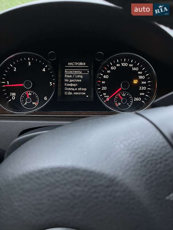 Седан Volkswagen Passat 2013 в Вінниці