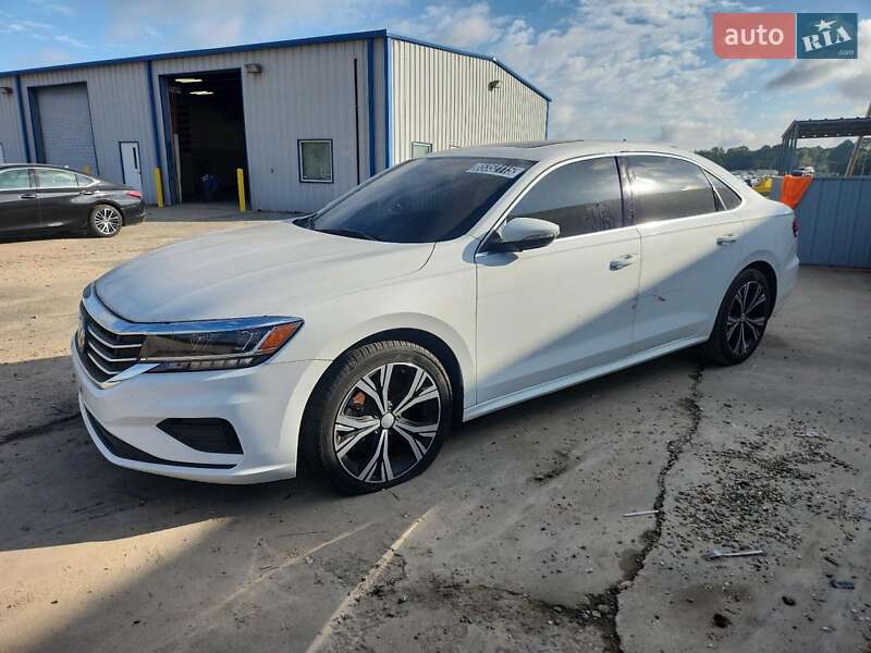 Volkswagen Passat 2021