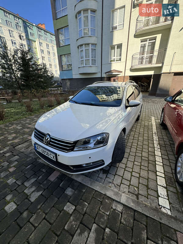 Универсал Volkswagen Passat 2013 в Ивано-Франковске