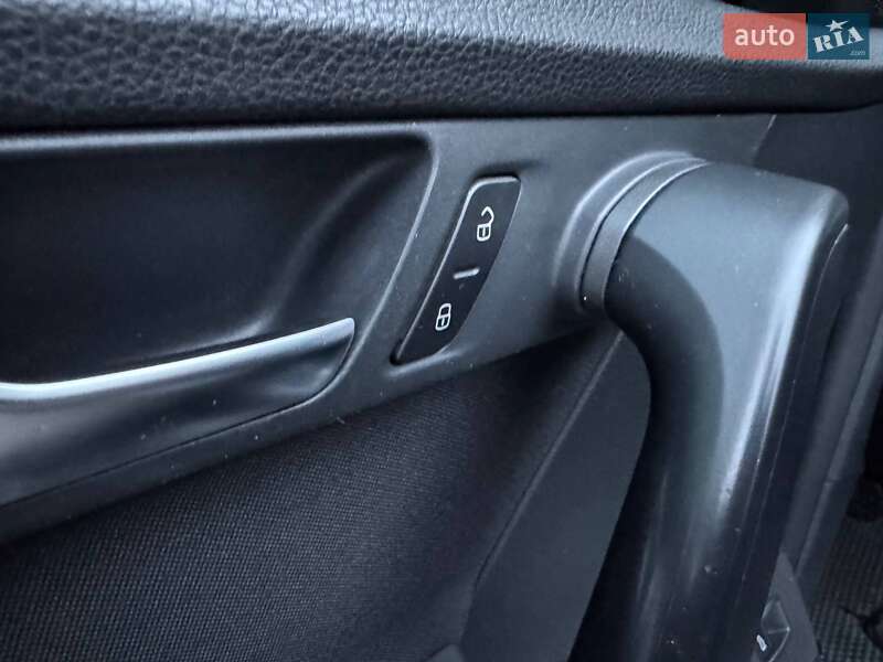 Универсал Volkswagen Passat 2011 в Южноукраинске