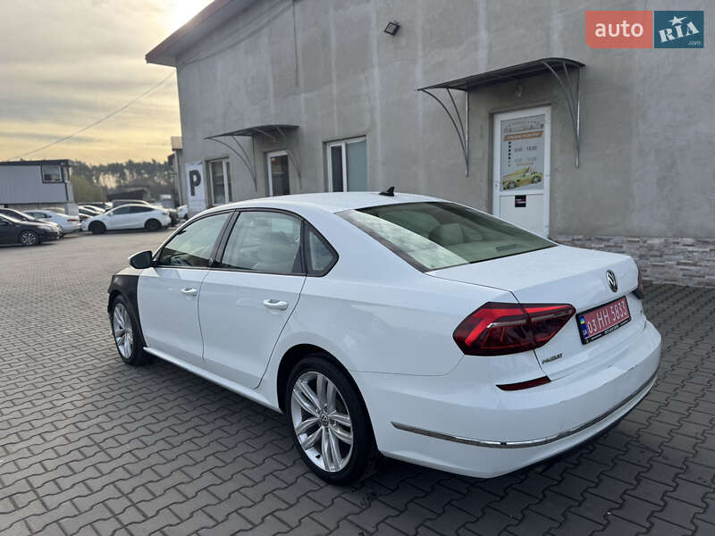 Седан Volkswagen Passat 2018 в Луцке фото 7 Седан Volkswagen Passat 2018 в Луцке