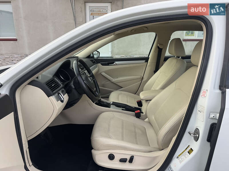 Седан Volkswagen Passat 2018 в Луцке фото 18 Седан Volkswagen Passat 2018 в Луцке