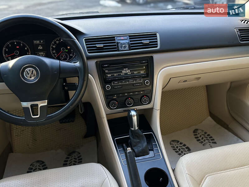 Седан Volkswagen Passat 2014 в Шептицькому фото 36 Седан Volkswagen Passat 2014 в Шептицькому