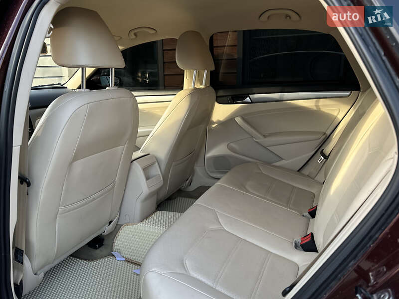 Седан Volkswagen Passat 2014 в Шептицькому фото 43 Седан Volkswagen Passat 2014 в Шептицькому