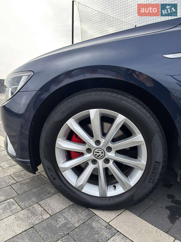 Универсал Volkswagen Passat 2017 в Мукачево