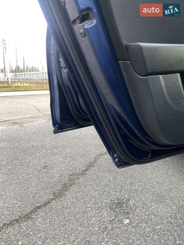 Универсал Volkswagen Passat 2012 в Киеве