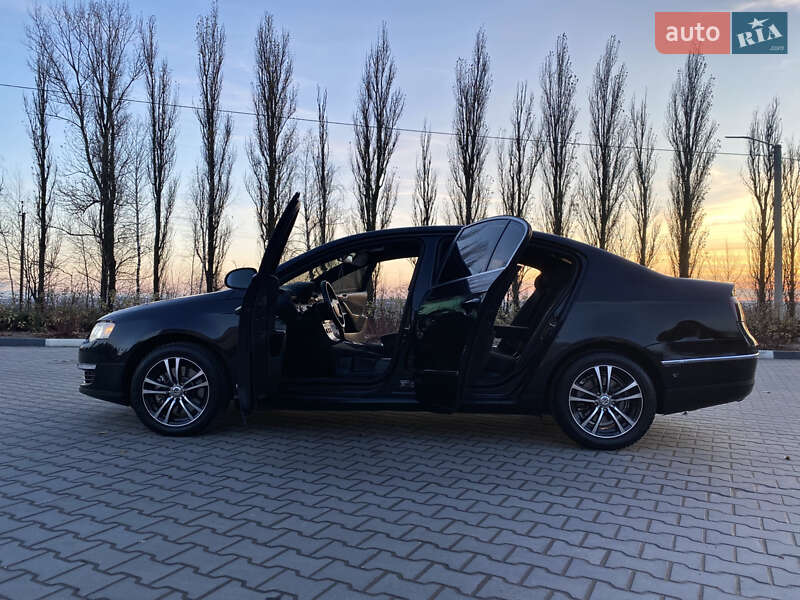 Седан Volkswagen Passat 2005 в Дунаевцах