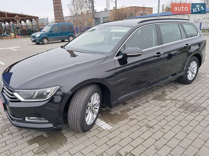 Универсал Volkswagen Passat 2018 в Нововолынске