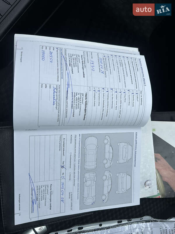 Седан Volkswagen Passat 2013 в Черновцах