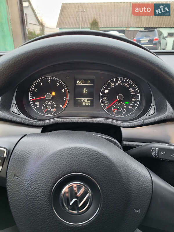 Седан Volkswagen Passat 2014 в Богодухове