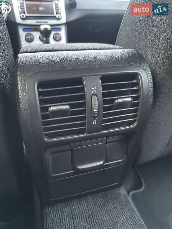 Универсал Volkswagen Passat 2009 в Белогородке фото 21 Универсал Volkswagen Passat 2009 в Белогородке