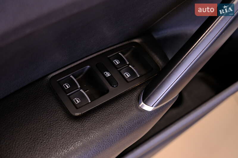 Седан Volkswagen Passat 2017 в Одесі