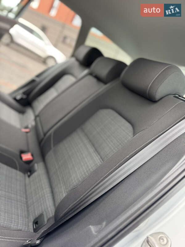 Универсал Volkswagen Passat 2021 в Трускавце фото 91 Универсал Volkswagen Passat 2021 в Трускавце