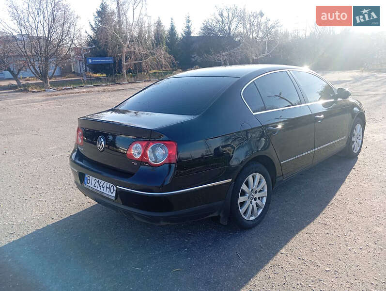 Седан Volkswagen Passat 2008 в Миргороде