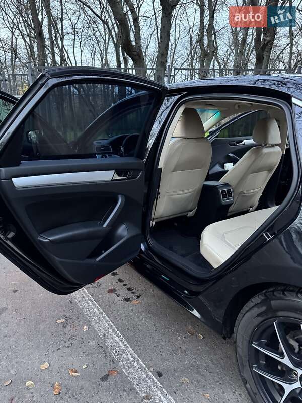Седан Volkswagen Passat 2013 в Одессе