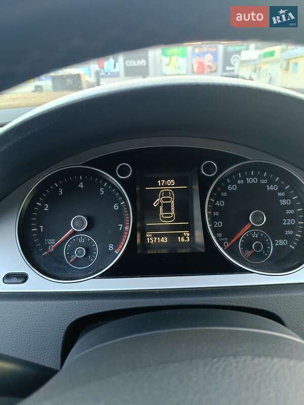 Универсал Volkswagen Passat 2009 в Полтаве