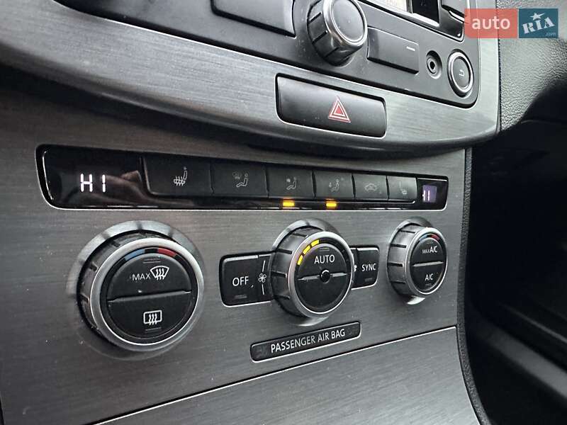 Универсал Volkswagen Passat 2014 в Хмельницком