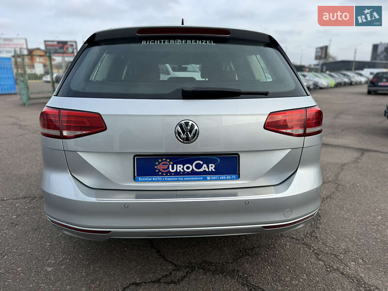 Универсал Volkswagen Passat 2018 в Киеве