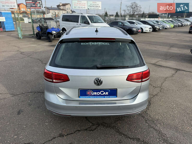 Универсал Volkswagen Passat 2018 в Киеве