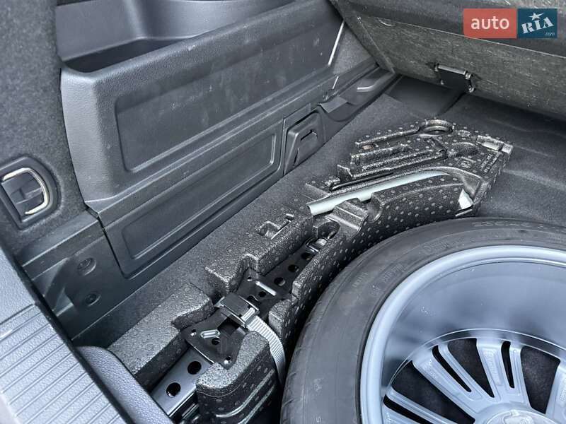 Универсал Volkswagen Passat 2020 в Луцке