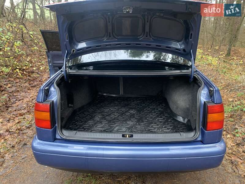 Седан Volkswagen Passat 1996 в Кременце фото 8 Седан Volkswagen Passat 1996 в Кременце