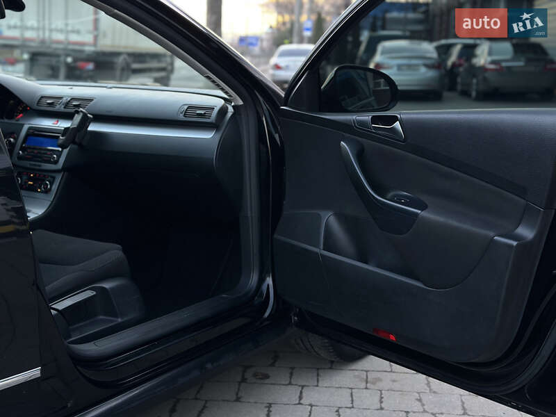 Универсал Volkswagen Passat 2010 в Ивано-Франковске фото 32 Универсал Volkswagen Passat 2010 в Ивано-Франковске