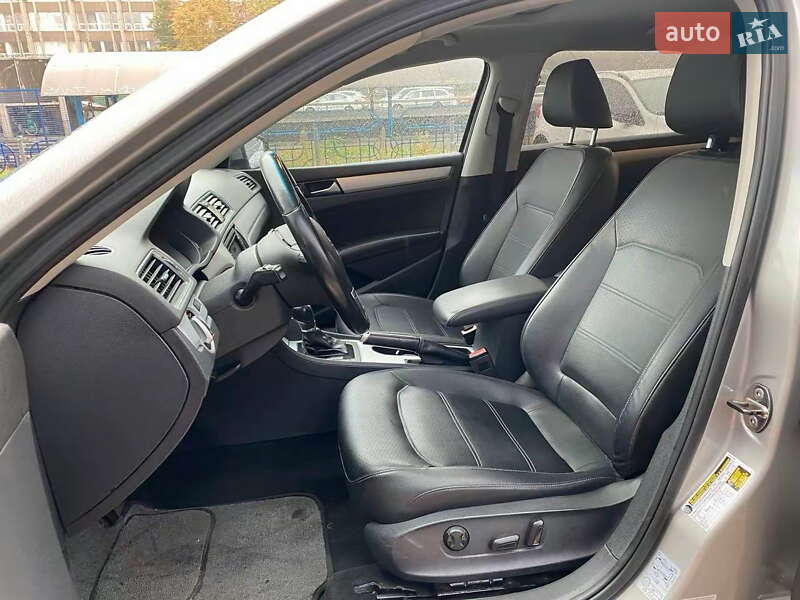 Седан Volkswagen Passat 2013 в Киеве фото 17 Седан Volkswagen Passat 2013 в Киеве
