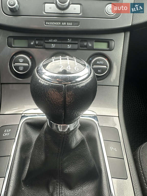 Седан Volkswagen Passat 2008 в Звягеле фото 99 Седан Volkswagen Passat 2008 в Звягеле