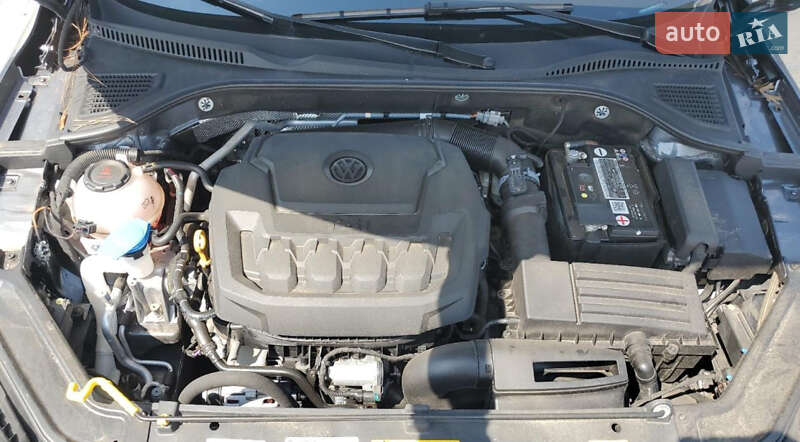 Седан Volkswagen Passat 2021 в Киеве