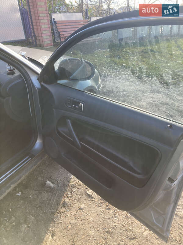 Универсал Volkswagen Passat 2003 в Черновцах