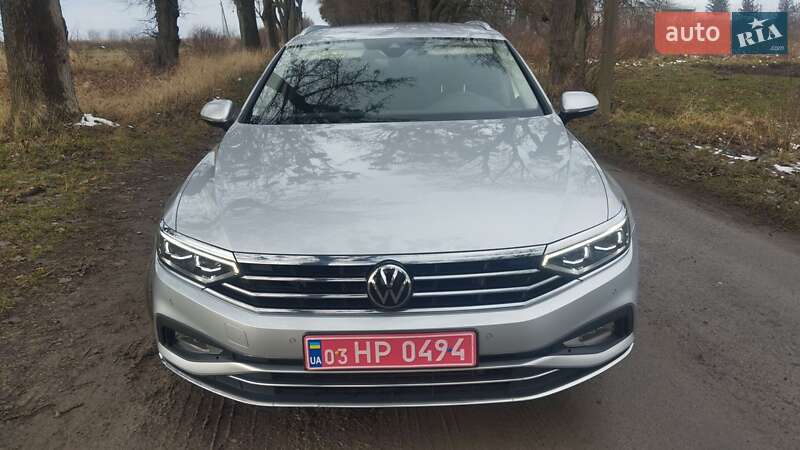 Універсал Volkswagen Passat 2021 в Кам'янці-Бузькій