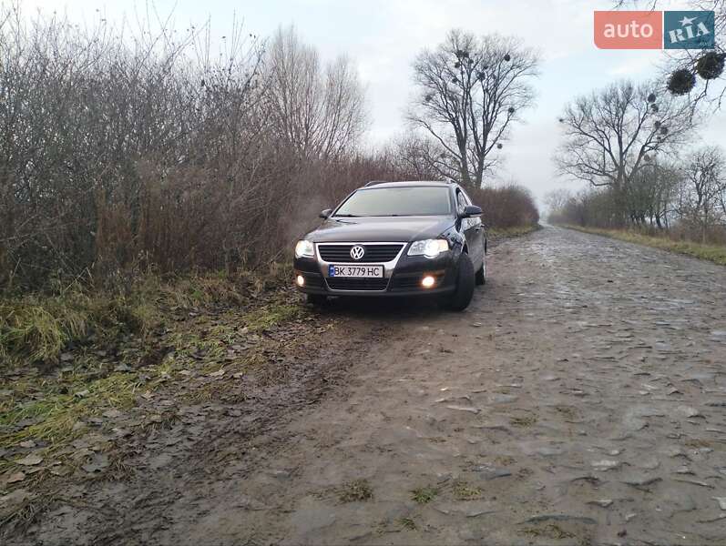 Універсал Volkswagen Passat 2006 в Дубні