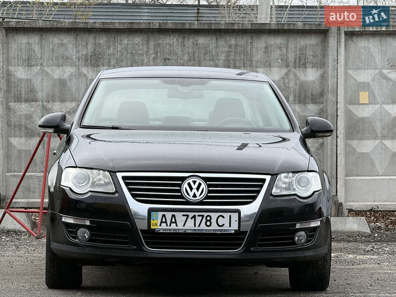 Седан Volkswagen Passat 2007 в Киеве