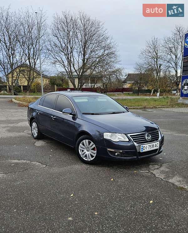 Седан Volkswagen Passat 2005 в Чемеровцах