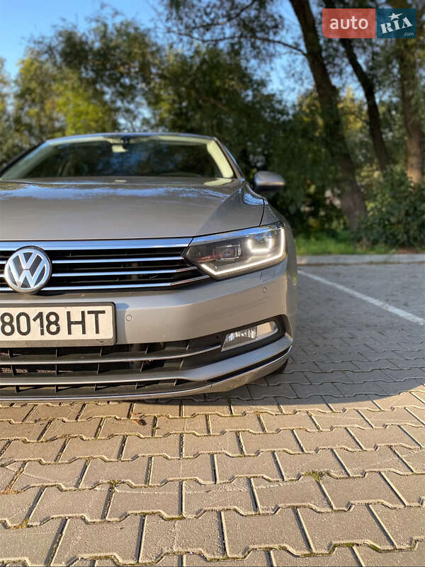 Седан Volkswagen Passat 2016 в Хмельницком