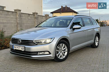 Універсал Volkswagen Passat 2016 в Одесі