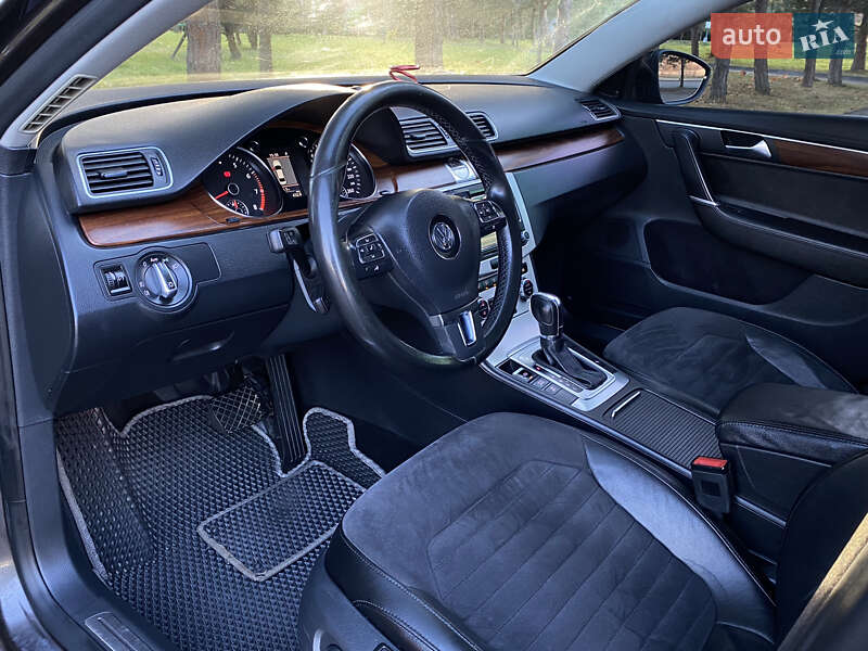 Седан Volkswagen Passat 2014 в Дрогобыче фото 23 Седан Volkswagen Passat 2014 в Дрогобыче