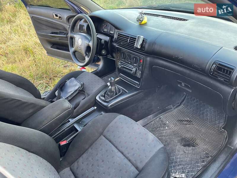 Универсал Volkswagen Passat 1999 в Львове