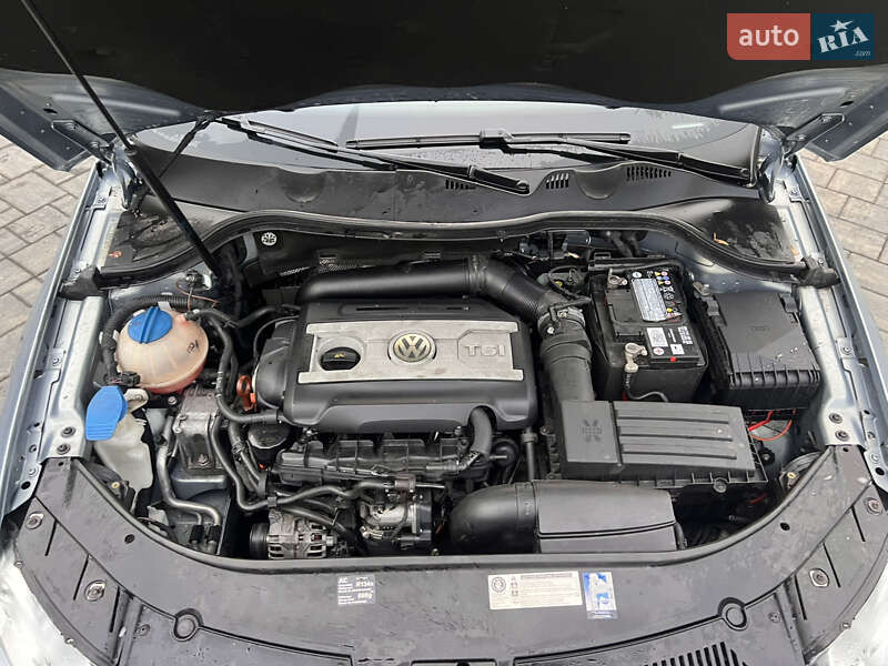 Универсал Volkswagen Passat 2010 в Луцке