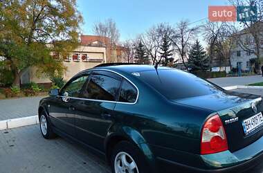 Седан Volkswagen Passat 2002 в Килии