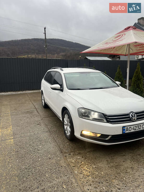 Volkswagen Passat 2011