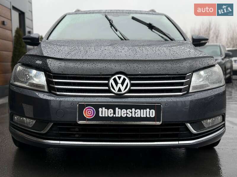 Универсал Volkswagen Passat 2012 в Ровно