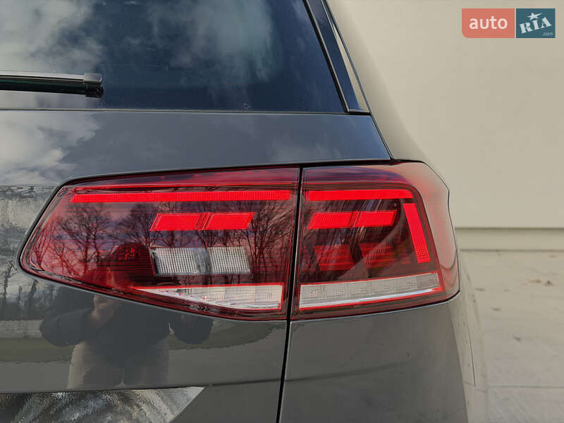Универсал Volkswagen Passat 2020 в Луцке